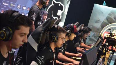 国服影出装攻略：打野与对抗路最佳选择解析